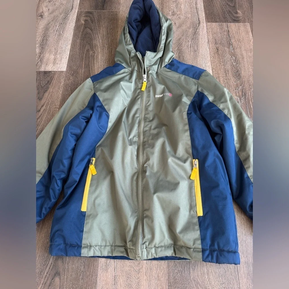 Swiss Tech Kids' Green and Blue jacket with Hood, double zipper, boys size L
